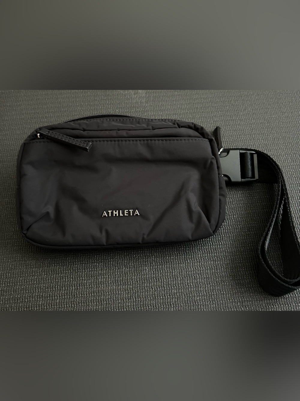 Athleta All About Crossbody Belt Bag in black